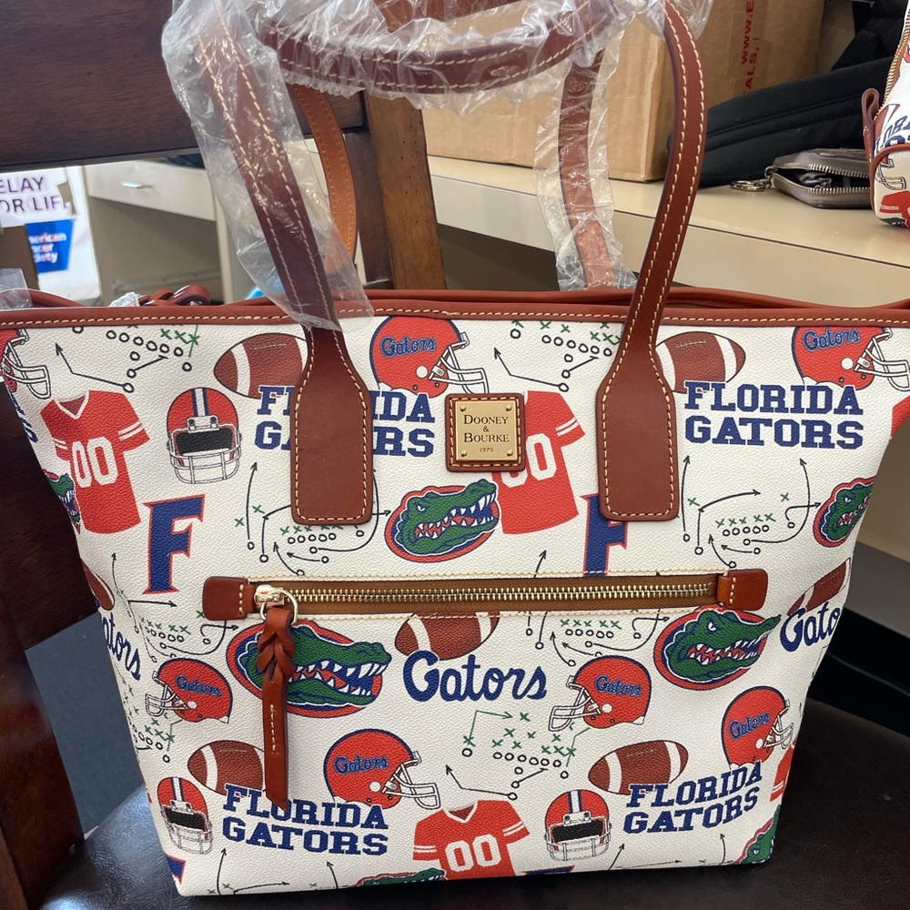 Dooney& Bourke tote bag.  Florida Gators NWT